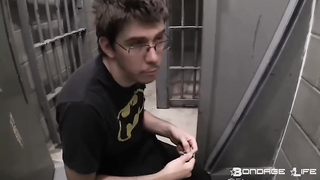 BondageLife	Rachel Greyhound - 48-Hour Jailcell challenge Commentary