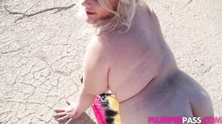 PLUMPERPASS - Curvy Mary - Dry Desert But Wet Mary
