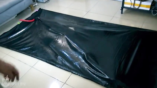 Studio Bling	Latex_008 Miao's Vacuum bed First experience