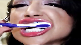 Erotic Muscle Videos	toothbrush