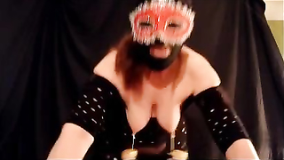 Kinkygate	nipple test