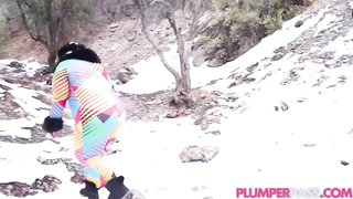 PLUMPERPASS - Tiffany Star - Snow Banging