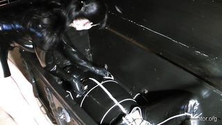Rubber-Empire - Cheyenne de Muriel - The Box