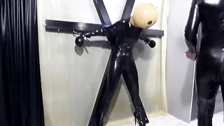Absurdum Produktions	Geile Gummipuppen scene 3