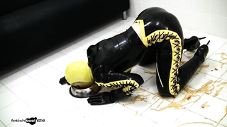 Fetish Tool	Messy Fetish Food
