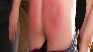 Real Spankings Bare Breasted Teen Spanking	1422 001