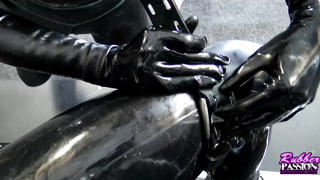 Rubber-Passion Lucy Takes Control